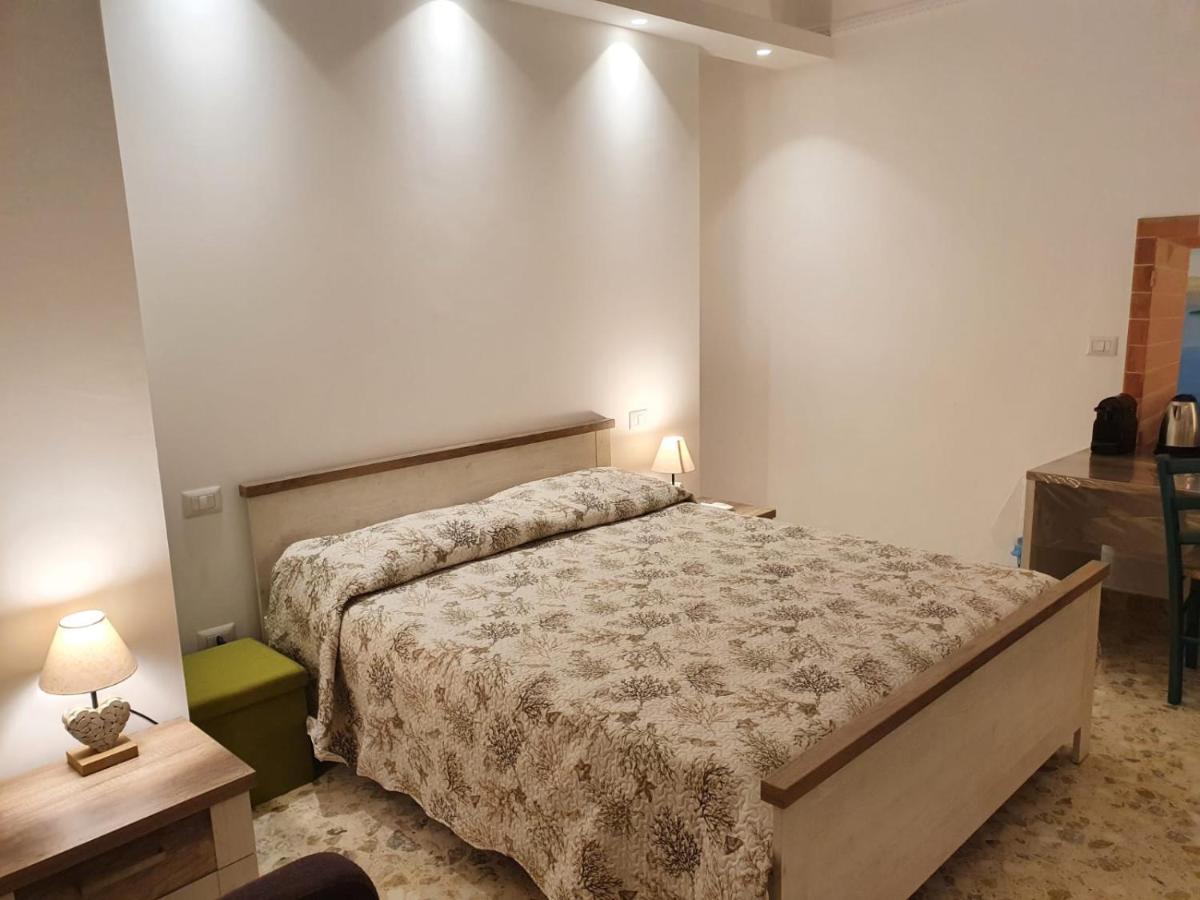 Stella Maris Bed & Breakfast กอนแวร์ซาโน ภายนอก รูปภาพ